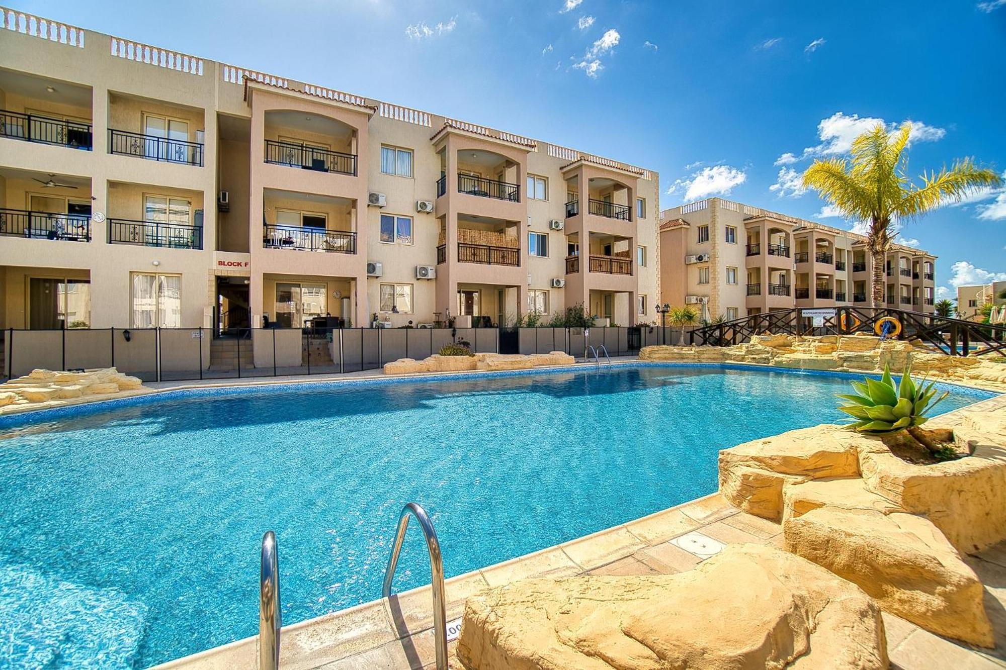 Apartamento Royal Seacrest F G6 Paphos Exterior foto